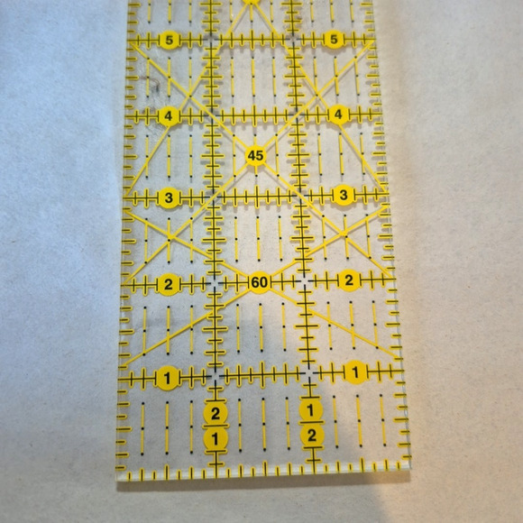 Omnigrid Omnigrip Quilters Non-Slip Ruler 3 x 18 in Made in USA - Picture 4 of 8